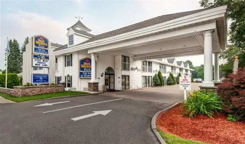 Best Western Plus the Inn at Hampton Các khách sạn ở Hampton
