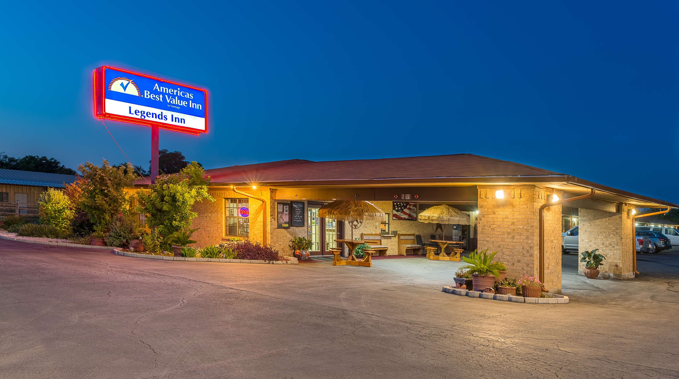 Americas Best Value Inn the Legends Inn