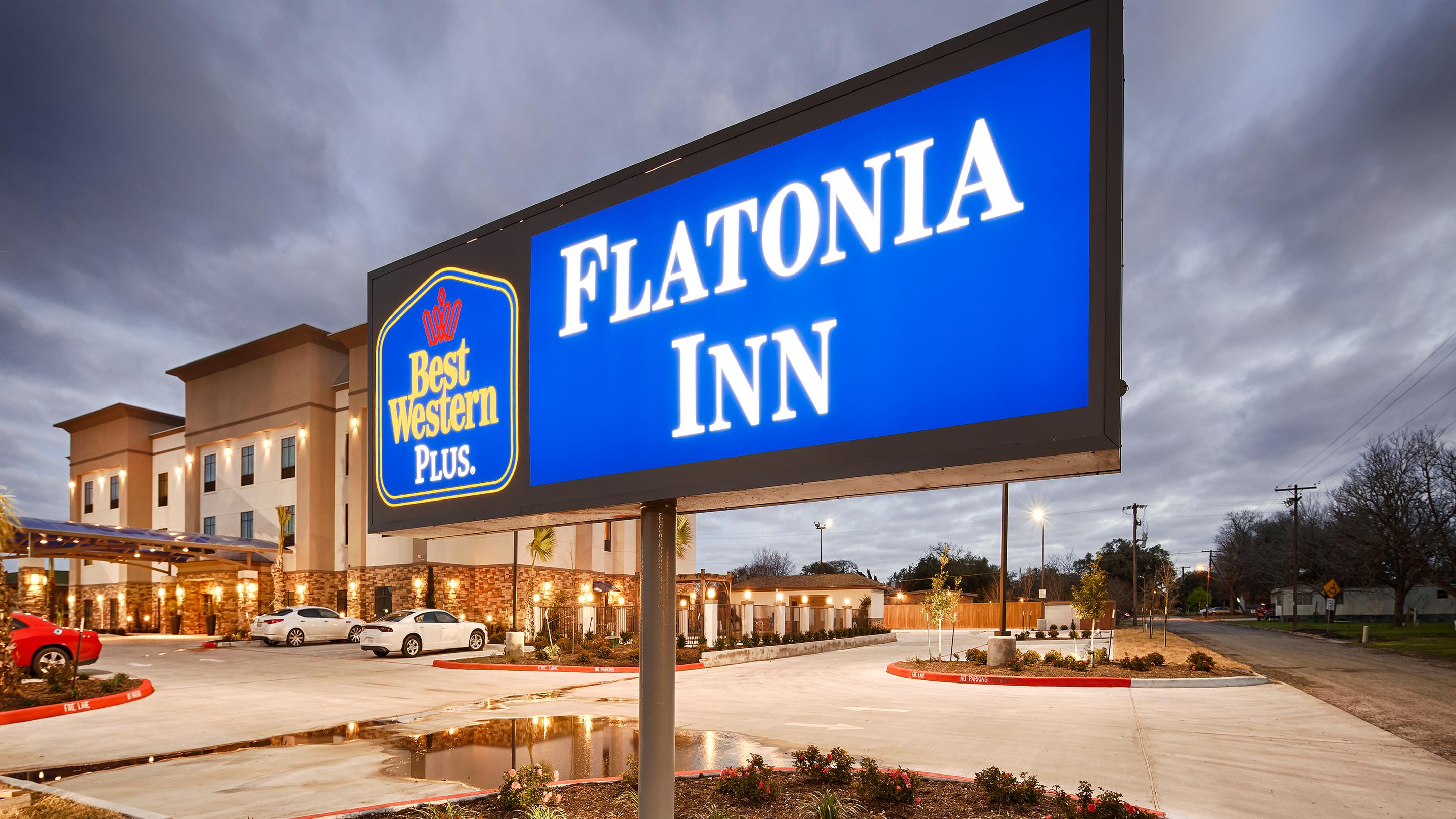 Best Western Plus Flatonia Inn