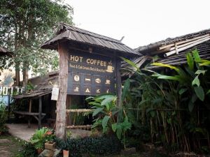 Hot Coffee Guest House and Resort