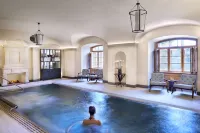 Four Seasons Hotel Prague - Luxury