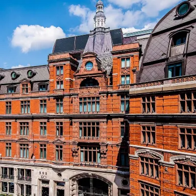 Andaz London Liverpool Street, by Hyatt ザ・ガーキン周辺のホテル