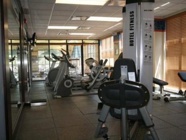 Hampton Inn Detroit Roseville