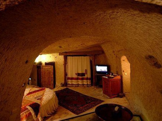 Mithra Cave Hotel