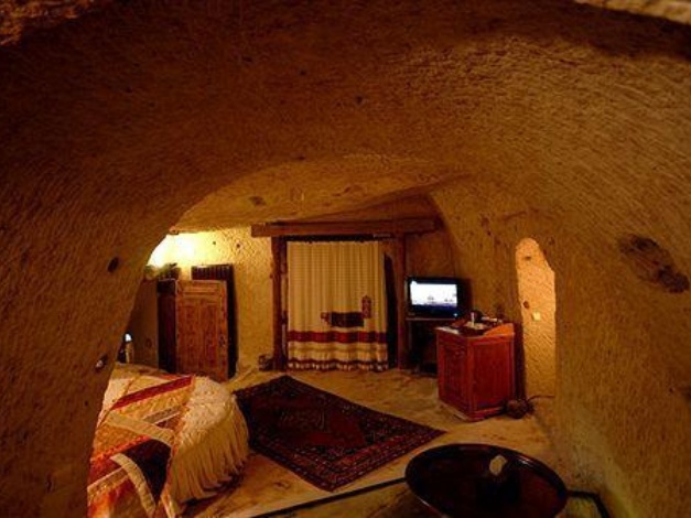 Mithra Cave Hotel