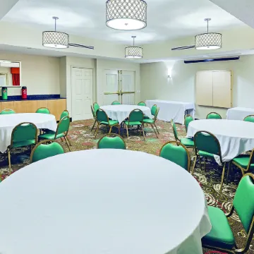 La Quinta Inn & Suites by Wyndham North Platte