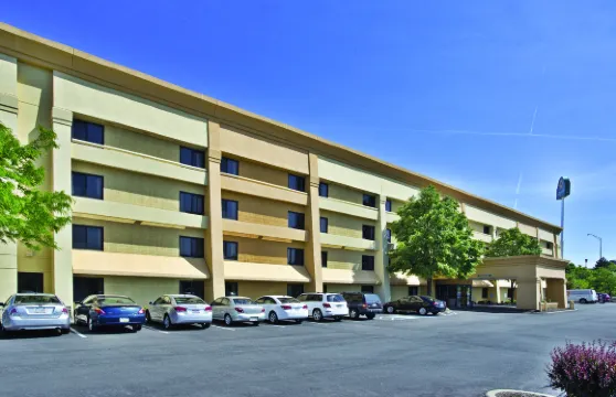 克里夫蘭機場北拉昆塔温德姆套房酒店