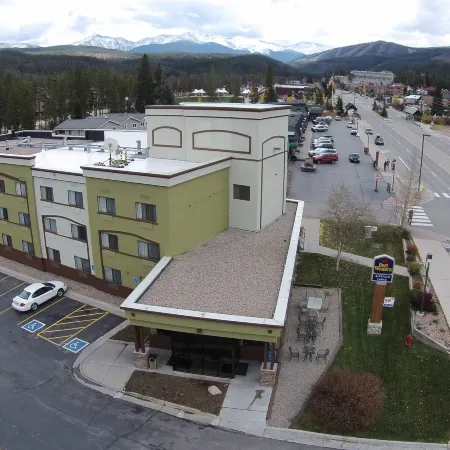 Best Western Alpenglo Lodge