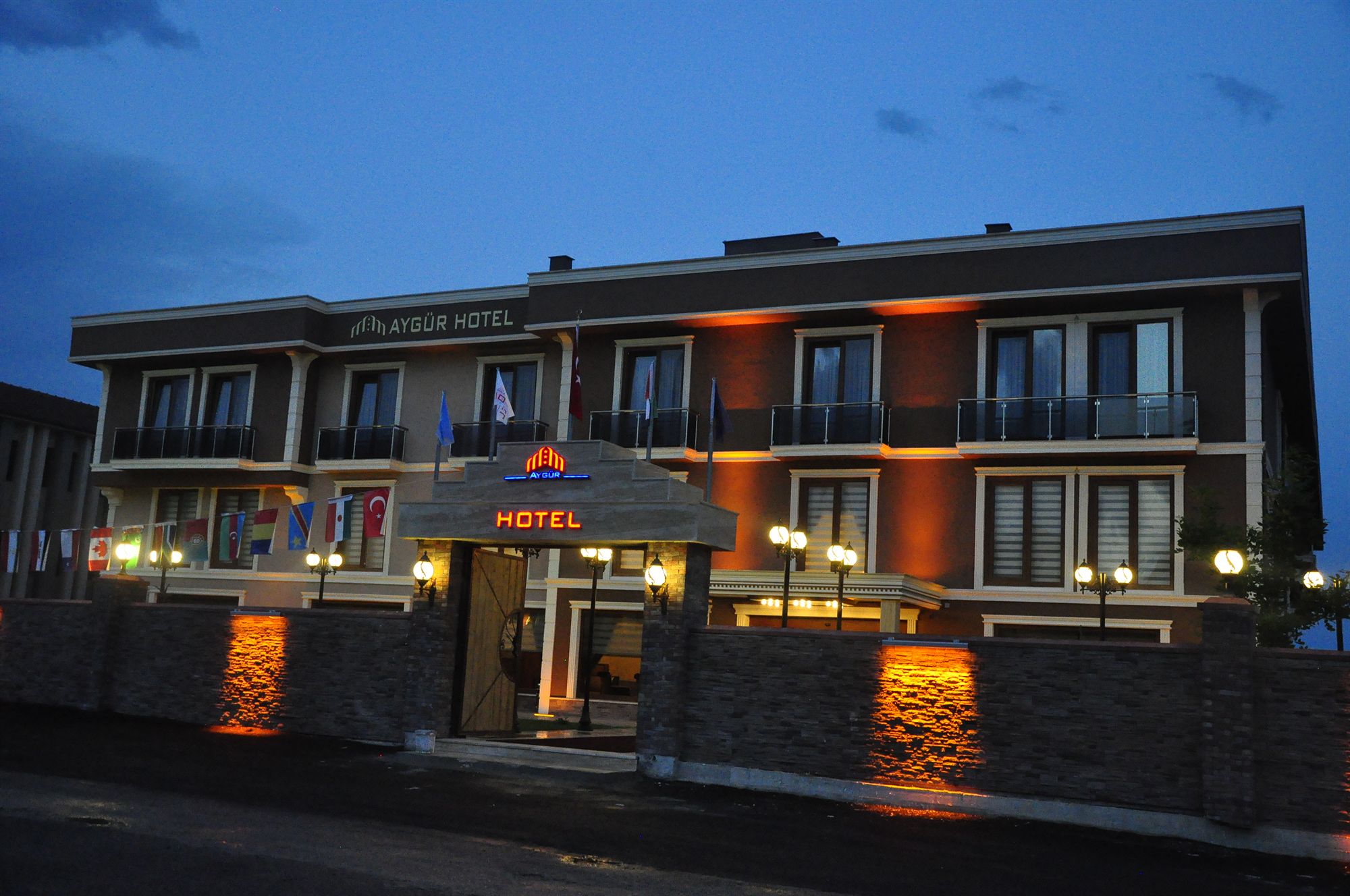 Aygur Hotel