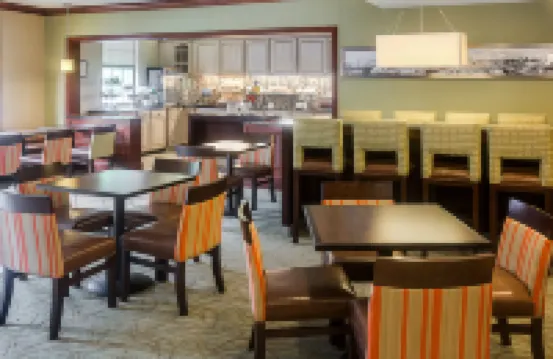 คอมฟอร์ตอินน์ นิวพอร์ตนิวส์ - แฮมป์ตัน ไอ-64 โรงแรมในนิวพอร์ตนิวส์