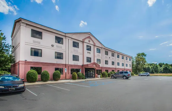 波登鎮新澤西州收費公路附近舒適酒店