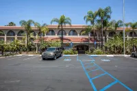 Comfort Inn Escondido San Diego North County - Parkplatz