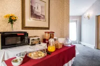 The Carriage House Inn Newport - breakfast