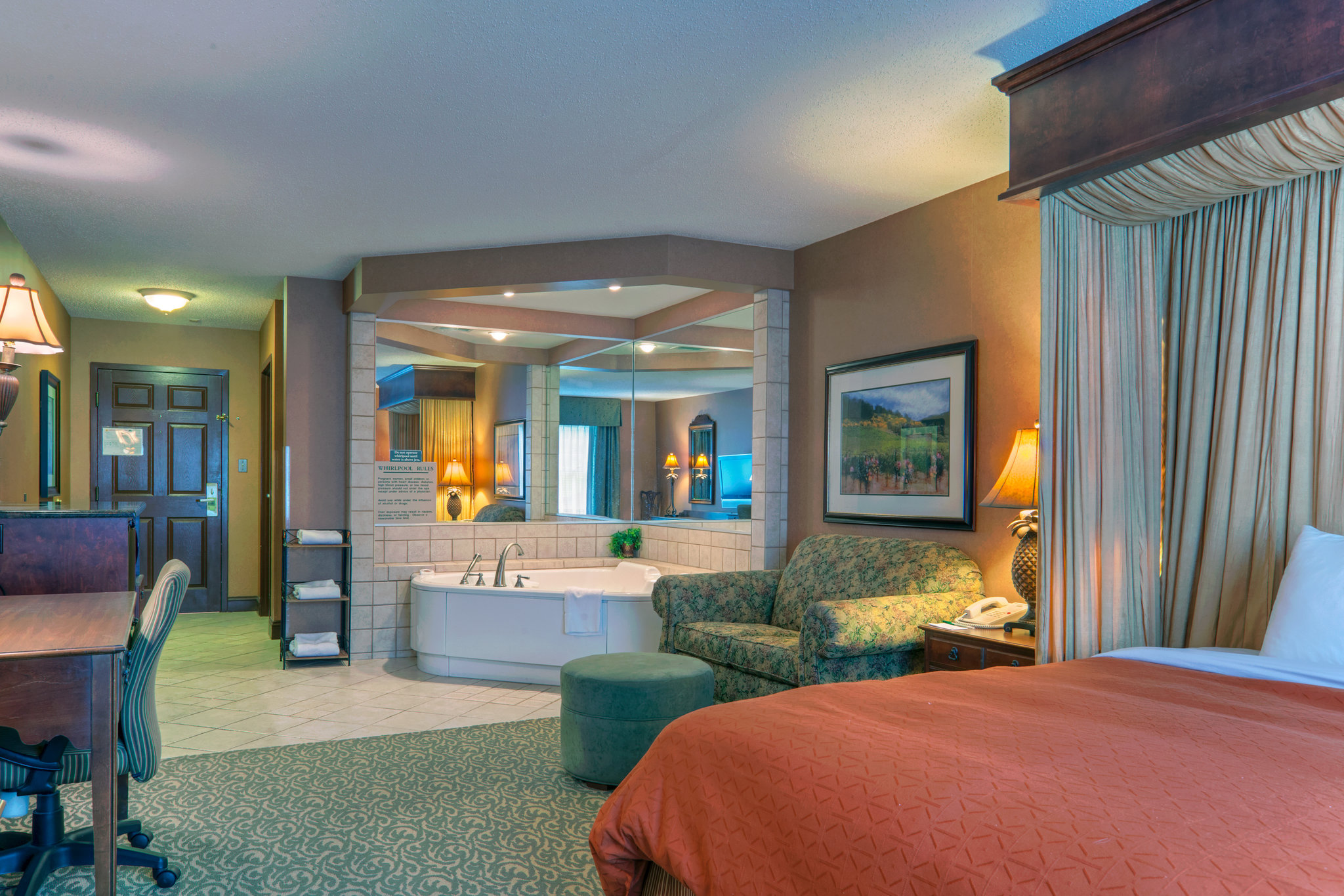 Country Inn & Suites by Radisson, Roanoke, VA