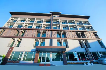 Dwella Suvarnabhumi Отели рядом с достопримечательностью «KMITL Stadium»