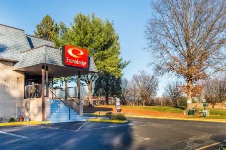 Econo Lodge Milldale - Southington Отели рядом с достопримечательностью «Karabin Farms»