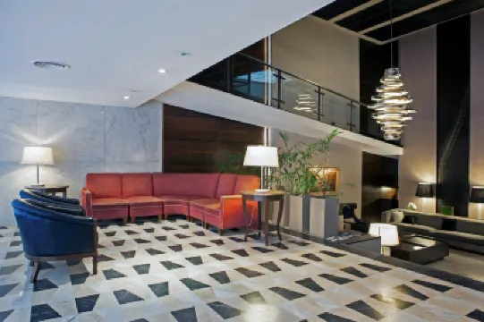 Grand King Hotel Hotel dekat Edificio Kavanagh