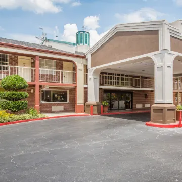 Quality Inn Atlanta Northeast I-85