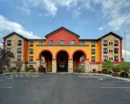 Quality Inn & Suites Hotel di Abingdon