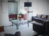 Fiesta Versalles Hotels in Монтерей