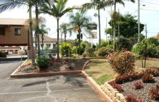 蘭開斯特閣AAA汽車旅館