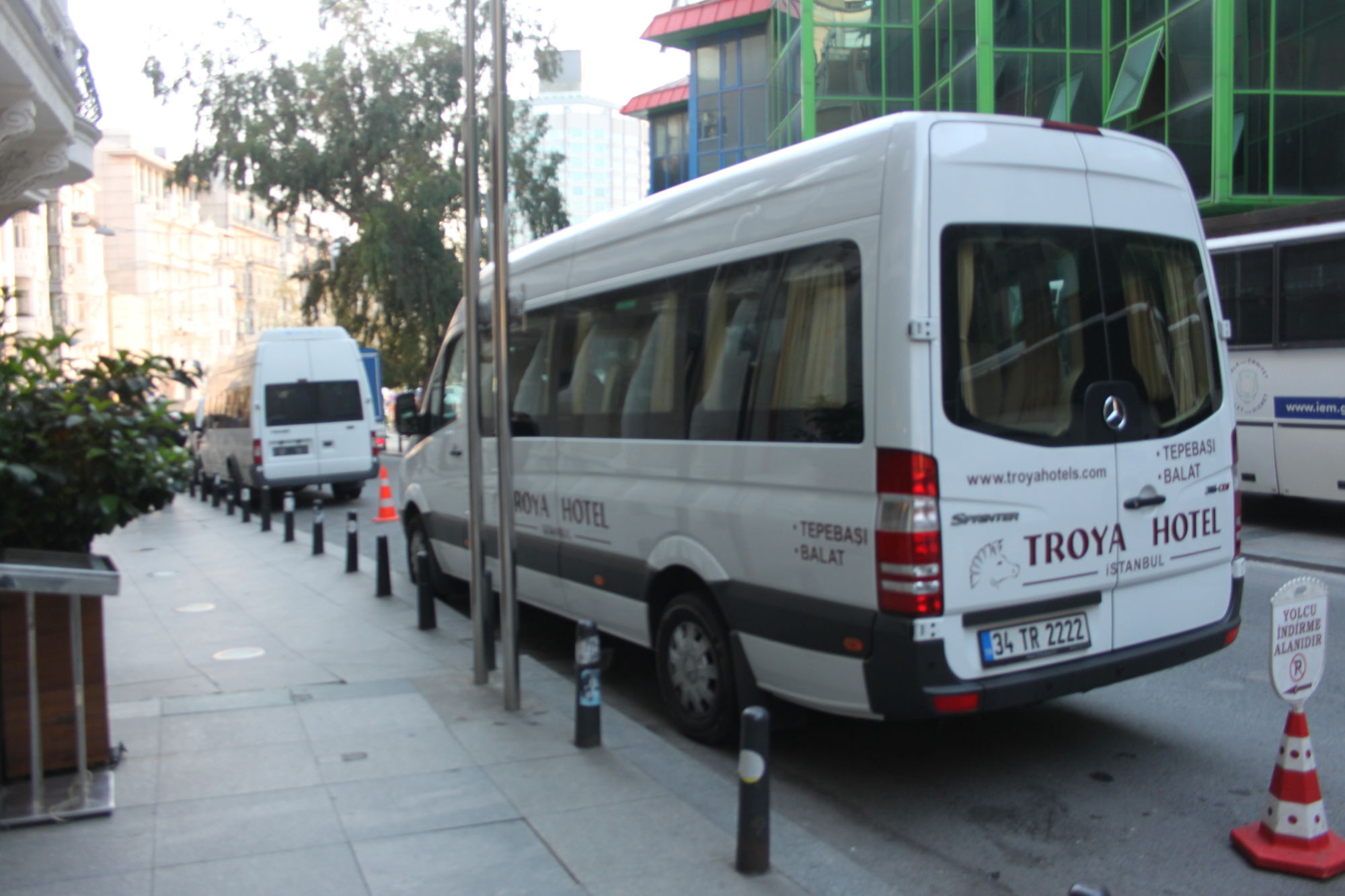 Hotel Troya