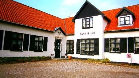 Næsbylund Kro & Hotel-Odense N Updated 2023 Room Price-Reviews & Deals |  Trip.com