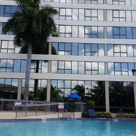 Holiday Inn MIAMI WEST - AIRPORT AREA by IHG