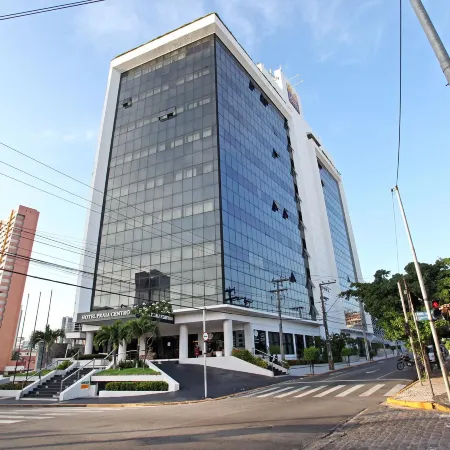 Hotel Praia Centro Отели рядом с достопримечательностью «Парк Коко»