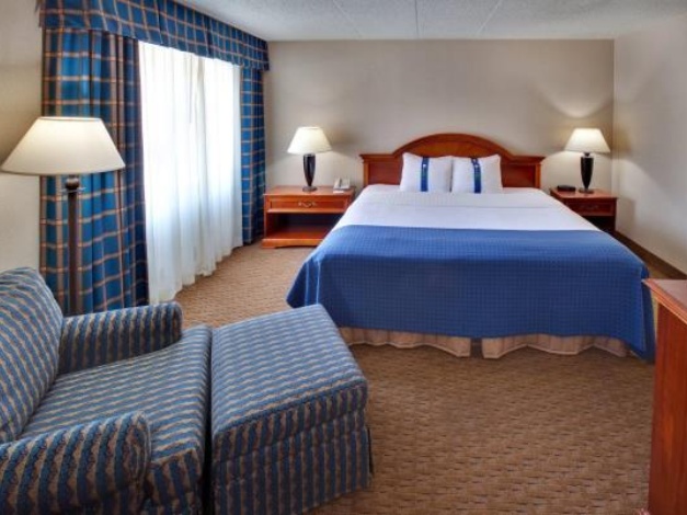 Ramada by Wyndham Midtown Grand Island