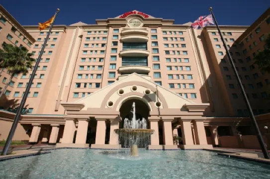 The Florida Hotel & Conference Center in the Florida Mall