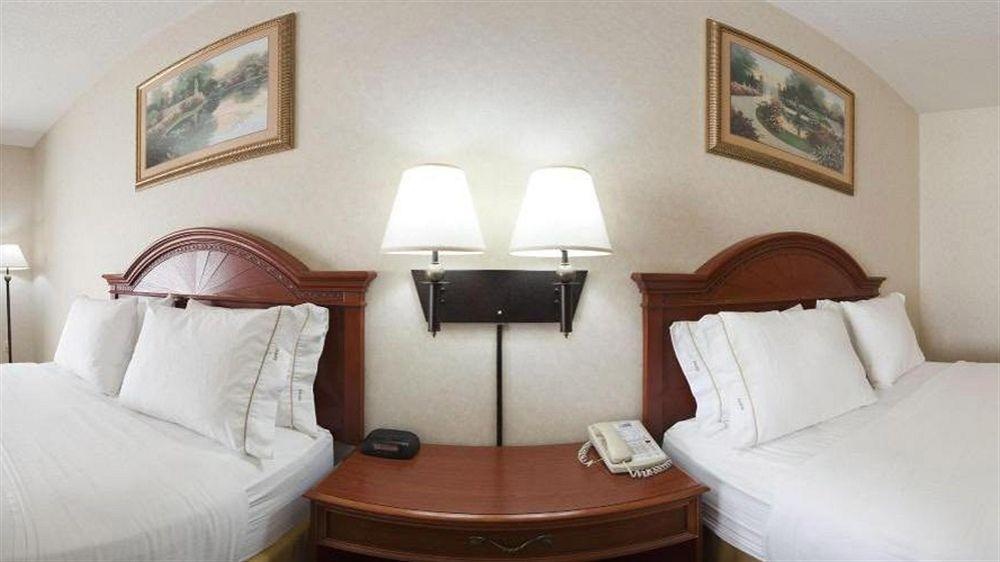 Holiday Inn Express Hotel & Suites Elkhart-South, an Ihg Hotel