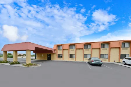 Days Inn by Wyndham Indio