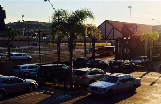 長灘市中心戴斯酒店