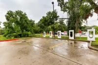 Baymont by Wyndham Columbus - parking