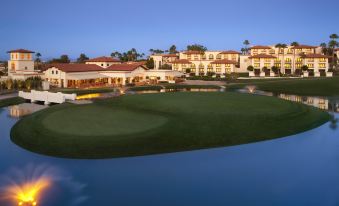 Arizona Grand Resort