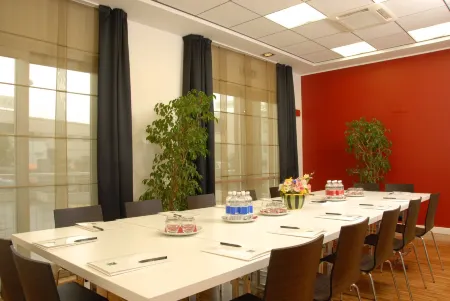 Michelino 75 by the Sydney Hotel