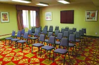 La Quinta Inn & Suites by Wyndham Cleveland Airport West Các khách sạn ở North Olmsted