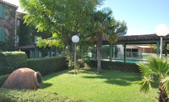 Logis Hotel Uzes Pont du Gard