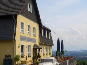 Restaurant Und Gasthaus Zur Burgschanke