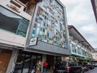 峇里島H青年旅館 庫塔廣場（Kuta Square）附近的飯店