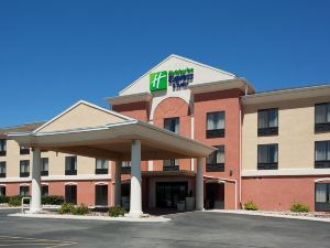 Holiday Inn Express & Suites Douglas