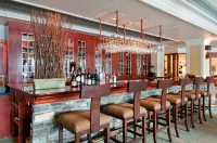 Fairmont Jasper Park Lodge - bar
