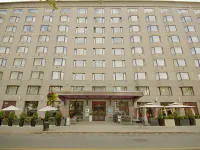 Novotel Montréal Centre โรงแรมใกล้สถานีกลางเมืองมอนทรีออล