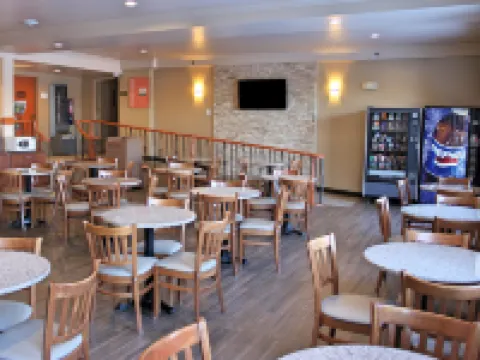 Comfort Inn & Suites Shawinigan Hotels in Shawinigan