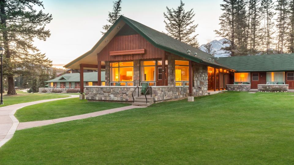 Fairmont Jasper Park Lodge
