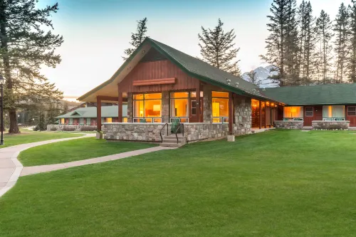 Fairmont Jasper Park Lodge Hotels in Jasper