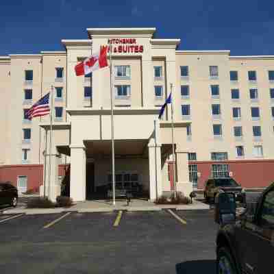 Kitchener Inn & Suites Hotel Exterior