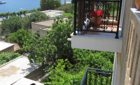 Kalotina's Apartments - Housity