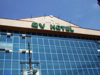GV Hotel - Valencia Hotels in Валенсия